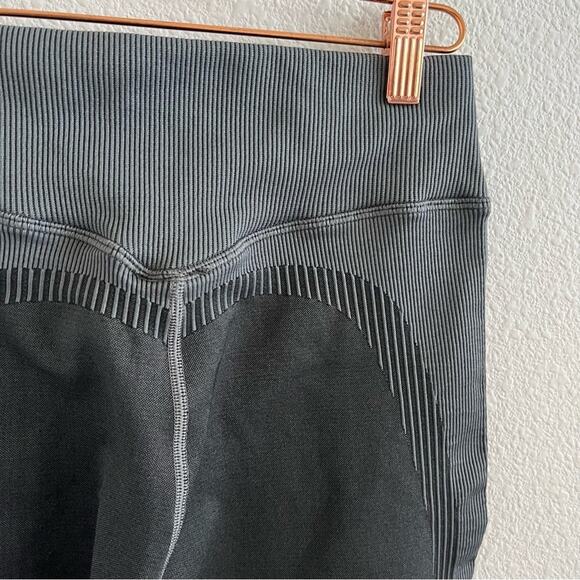 NWOT Good American Gray Compression Active Leggings Pants Size 3 / 4 - Picture 9 of 10
